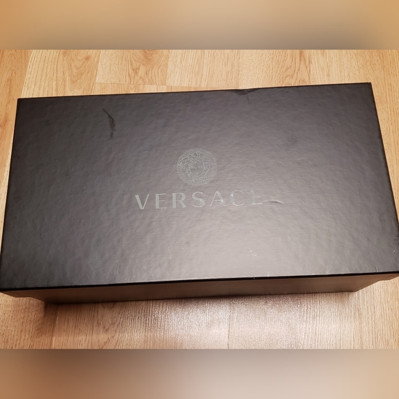 Versace pool slides - Picture 5 of 6